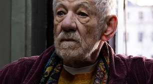 Ian McKellen revela arrependimento por não ter contado ao pai que era gay: "A coisa mais importante"