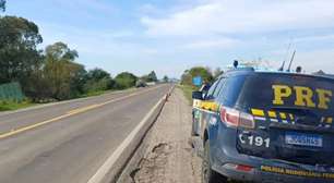 Motociclista morre em colisão com caminhonete na BR-293, em Dom Pedrito