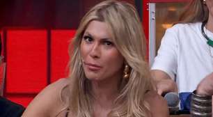 Demitida? Lívia Andrade completa quatro anos de 'Domingão' e é surpreendida