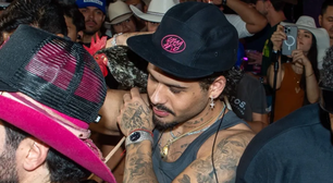 Zé Felipe surpreende em Barretos com galo no ombro e atitude ousada durante show