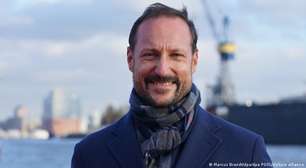 Quem é o rei Haakon 8º, novo monarca da Noruega