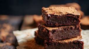 Brownie proteico: receita saudável, fácil e chocolatuda
