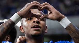 Roma faz sondagem por Keny Arroyo, atacante do Cruzeiro