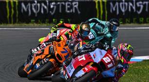 Moto2: Alonso López bate recorde da pista e conquista a pole no GP de Aragão