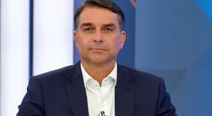 'Adriano era policial exemplar' e 'Eduardo errou em agradecer tarifas': veja as principais frases de Flávio Bolsonaro na sabatina da Globo