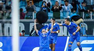 Grêmio toma susto, mas vira sobre a Chapecoense pelo Brasileirão