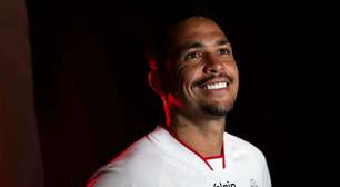 Luciano comemora vitória, mas diz que São Paulo vive a pior fase da história