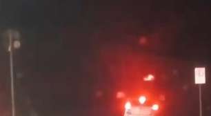 VÍDEO: carro despenca do Morro do Farol, em Torres