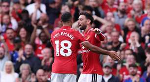 United goleia Ipswich com hat-trick de Bruno Fernandes