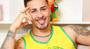 Ex-gay? Carlinhos Maia abre o jogo sobre orientação sexual após surgir com mulheres