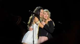 Olivia Rodrigo comanda festival beneficente histórico só com mulheres e canta com lendas do Rock