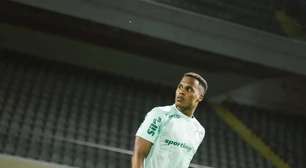 Jhon Arias apresenta boa evolução e pode enfrentar o Santos