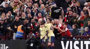 Arsenal bate o Aston Villa e mantém 100% na Premier League