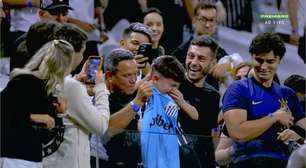 Neymar sai em defesa de torcedor mirim do Corinthians hostilizado em Itaquera por pedir sua camisa