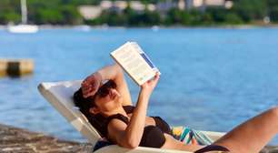 Ir à praia e voltar para casa mais cansado do que depois de um dia de trabalho não é incomum: a psicologia sabe por que isso acontece