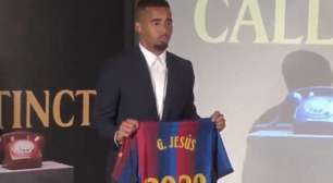 Barcelona apresenta Gabriel Jesus: "Eu queria estar aqui"