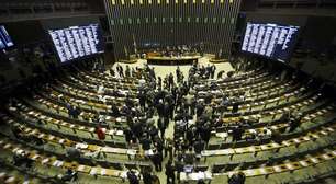 Aprovação do texto da MP da taxa das blusinhas é adiada para quarta-feira, 2