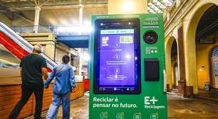 Máquina de reciclagem é instalada no Mercado Público de Porto Alegre