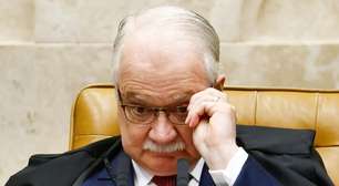 Crise no STF: Fachin quer ouvir Moraes e André Mendonça em 5 dias