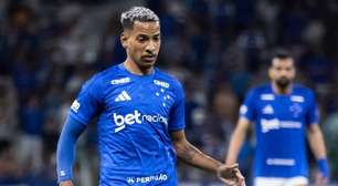 Matheus Pereira aponta arbitragem como causa da queda do Cruzeiro