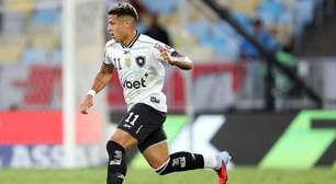 Martins reage com surpresa reprovação no Dínamo Moscou