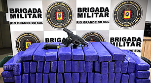 Mulher tentou fugir da Polícia Rodoviária no RS, mas foi interceptada com drogas e uma pistola argentina