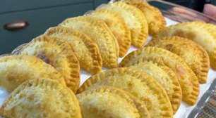 Pastel com 2 ingredientes na massa: super fácil e prático, um lanche crocante e saboroso para a família
