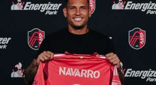 Rafael Navarro, ex-Botafogo e Palmeiras, assina com St. Louis City