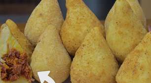 Massa de coxinha com segredo especial para ficar perfeita, levinha e crocante por fora, uma delícia