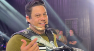Famoso cantor sofre furto misterioso dentro de carro e revela suspeita