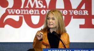 Jornalista Gloria Steinem, ícone do feminismo nos EUA, morre aos 92 anos