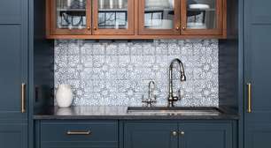 Azulejos na decoração: 7 dicas para deixar a casa cheia de personalidade