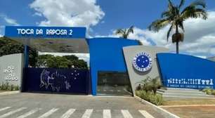 Diretoria do Cruzeiro cobra elenco e comissão técnica em reunião no CT