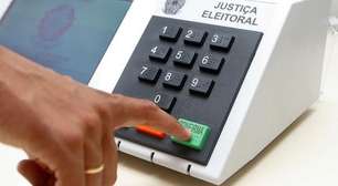 Posso votar em outra cidade nas eleições 2026? Entenda o voto em trânsito