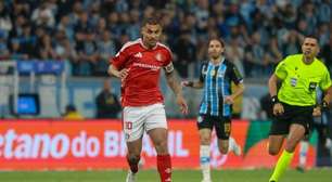 Carlos Vinicius faz dois, e Grêmio despacha Internacional da Copa do Brasil