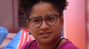 Saia da ex-BBB Milena em evento dá o que falar: 'Estranha'