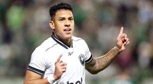 Botafogo mantém busca por atacante mesmo com volta de Matheus Martins