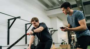 Hyrox: Saiba como praticar o esporte que combina corrida e força com segurança