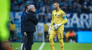 Weverton dedica classificação do Grêmio a Luis Castro: "Pessoa digna"