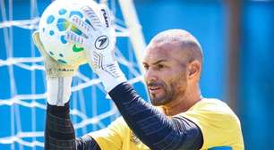 Weverton dedica vitória no Grenal a Luis Castro: "Uma pessoa digna"