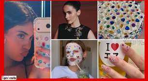Conheça a trend bedazzled, que coloca pedrinhas coloridas em bolos, unhas, roupas e maquiagem