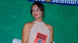 Paolla Oliveira vai à Bienal do Livro em SP com vestido franzido de R$ 5,6 mil para falar sobre "A Estranha na Cama", de Raphael Montes