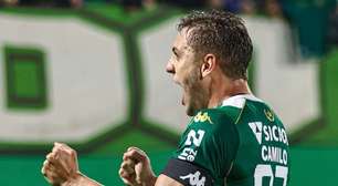 Coritiba negocia com volante do Grêmio que não vai renovar contrato; veja