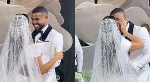 Choro no altar, bolo de 2,5 metros e 50 quilos e R$ 240 mil em vasos: Davi Brito se casa com influenciadora Emilly Araújo em MEGA cerimônia e deixa a web em choque com luxo; veja fotos!
