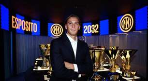 Inter de Milão renova com Pio Esposito até 2032