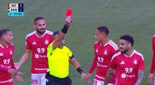 Veja o lance da expulsão de Matheus Bahia, do Internacional