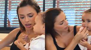 Perigo na cozinha! Bruna Biancardi se desespera após Mel, filha caçula com Neymar, quase engolir ímã de geladeira. Vídeo mostra reação da influencer