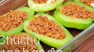 Chuchu recheado com bastante queijo e carne, uma receita super gostosa e diferente