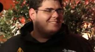 Aos 32 anos, dono da CazéTV vende direitos da emissora e deixa comando nas mãos de empresa