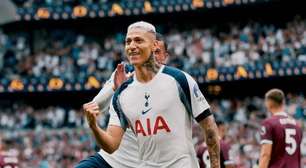 Vasco faz consulta pelo atacante Richarlison